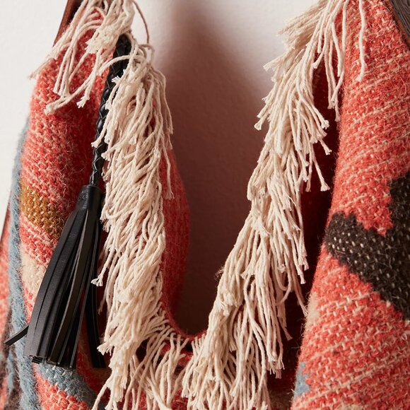 Whimsy Rug Slouchy Tote - Picture 5 of 5